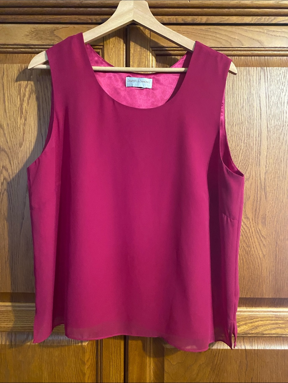 Draper & Damons Fuchsia Sleeveless Crepe Camisole